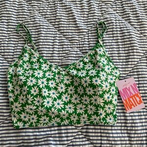 Kortni Jeane Large Green Daisy V’d Crop Top NWT